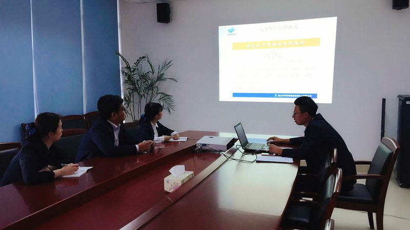国家开放大学报名时间一般分为春季和秋季两个批次，具体时间如下：